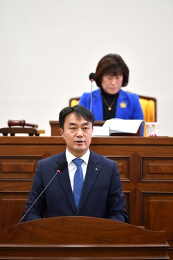 김상호 하남시장은 2일 시정연설을 통해 “2020년 하남시는 변화의 한가운데 있고 이 변화를 받아들이고 적극 선도할 때”라고 밝혔다. (사진제공=하남시청)