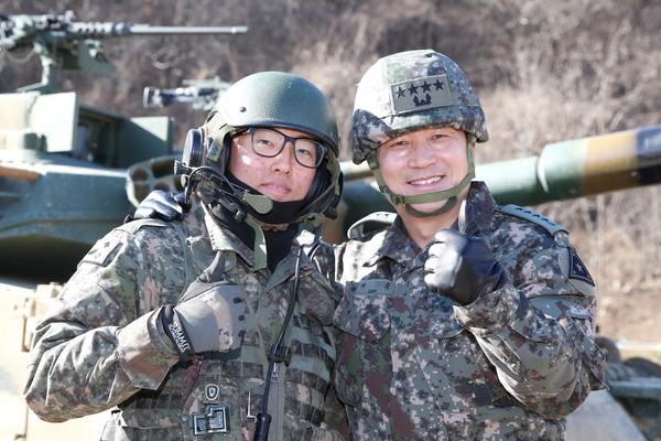 육군 서욱 참모총장은 5일 포천시 소재 다락대 과학화훈련장을 방문한 가운데 과학화훈련체계 점검과 훈련에 매진하고 있는 장병들을 격려했다. (사진제공=포천시청)