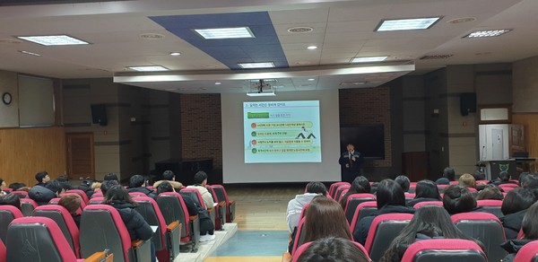 오산시는 청소년을 대상으로‘찾아가는 청소년 근로 권익 교육’을 실시하고 있다.(사진제공=오산시청)