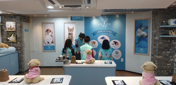 오산시(시장 곽상욱)가 드림스타트 아동 및 부모를 대상으로 ‘키자니아 직업체험’프로그램을 진행하고 있다.(사진제공=오산시청)