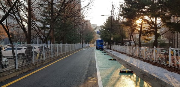 화성시가 주차공간 부족에 따른 주차난 해소를 위해 관내 최초로 병점 1동에 거주자 우선 주차제도를 시범 운영한다.(사진제공=화성시청)