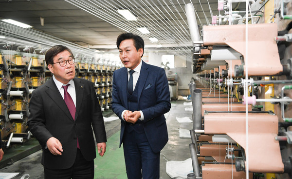 찾아가는 기업지원행정을 위한 관내 기업체 방문 (사진제공=광주시청)