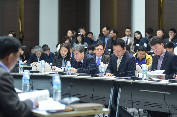 22일 미추홀타워에서 '2020년 일자리·경제 분야 시민체감사업 토론회'가 열리고 있다. (사진제공=인천시청)