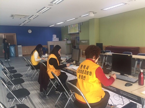 평택시가 국내 4번째 신종 코로나바이러스 환자 발생 등 지역사회에 추가 확산 우려에 따라 접촉자 75명에 대해 24시간 집중 모니터링 체제를 강화한다고 밝혔다. (사진제공=평택시청)