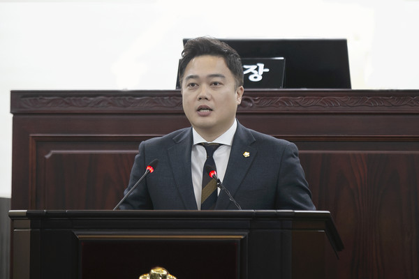 구혁모 의원이 바른미래당을 탈당했다.(사진제공=화성시의회)