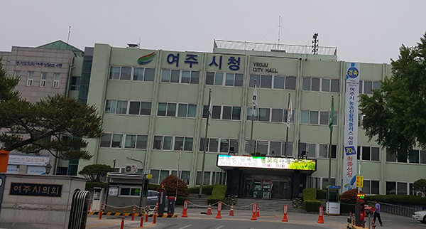 여주시는 중국 후베이성 우한시 신종코로나바이러스 감염증 국내유입 확진자 발생과 감염병위기 경보단계가 주의에서 경계로 상향조정됨에 따라 선제적 대응을 위해 보건소 선별진료소를 설치해 운영하고 있다고 30일 밝혔다. (사진=중앙신문DB)