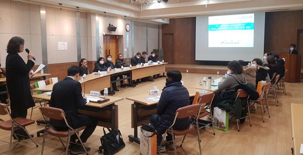 안산시 외국인주민지원본부는 신종 코로나바이러스 감염증 예방을 위한 관계자 긴급회의를 개최했다고 6일 밝혔다. (사진제공=안산시청)