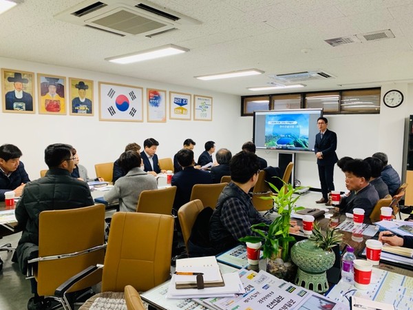 포천시는 한국수력원자력과 포천양수발전사업 건설에 앞서 사업 추진기반 확보 및 지역 수용성 제고를 위해 관계자들이 참석한 가운데 실무 회의를 가졌다. (사진제공=포천시청)