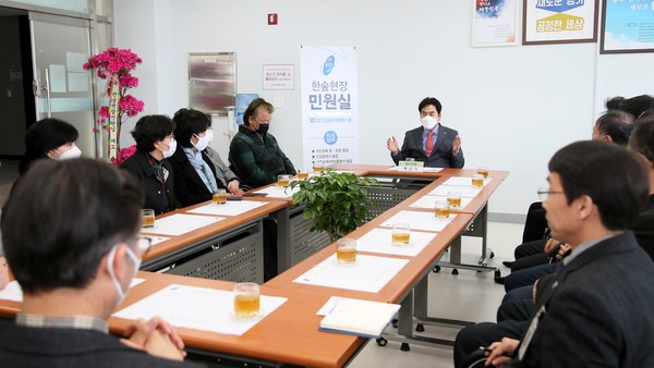 용인시는 주민들의 편의를 제공하기 위한 한숲현장 민원실을 개설하고 운영에 들어갔다고 밝혔다. (사진제공=용인시청)