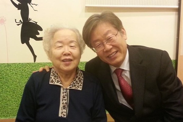 이재명 경기도지사의 어머니 구호명 여사가 13일 오후 향년 88세로 별세했다. 사진은 이 지사가 지난 2013년 공개한 모습. (사진=이재명 경기도지사 페이스북)