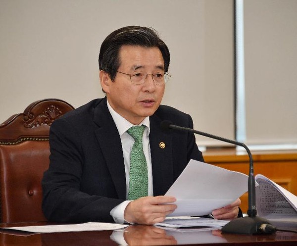 김용범 기획재정부 차관은 코로나19로 인한 글로벌 금융위기 파고에 대처하기 위한 방안으로 외화자금시장 안정을 위해 외화유동성 점검과 관리를 한층 강화할 방침임을 밝혔다.(사진=기재부)
