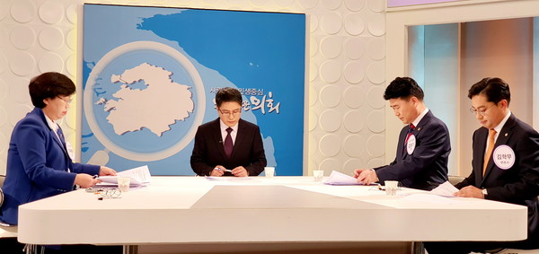 경기도의회 김원기 부의장이 '디지털 성범죄에 대해 강력한 처벌로 재발을 방지해야한다'고 강조했다. (사진제공=경기도의회)