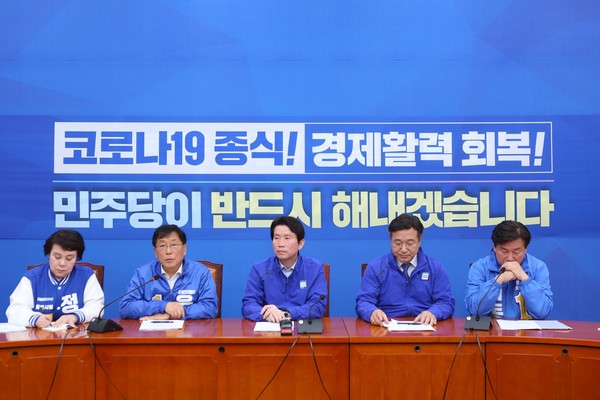 이인영 더불어민주당 원내대표가 재난지원금 4월 중 지급을 위해 미래통합당에 긴급회동을 제안했다. (사진=장민호 기자)