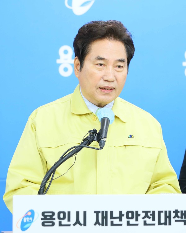 백군기 용인시장은 “코로나19가 통제되고 있는 시점에서 Post-코로나 대책의 핵심은 경제라”고 밝혔다. (사진제공=용인시청)