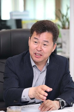 허인환 인천 동구청장. (사진제공=동구청)