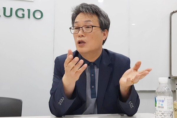 박여동 수석대교반대대책위원회 위원장은 수석대교가 지어지면 하남시엔 교통문제와 환경문제 등 각종 문제가 발생할 거라며 우려를 표했다. (사진=장민호 기자)