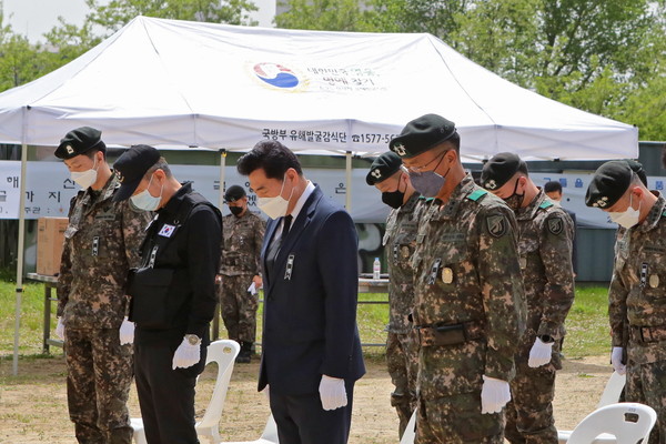 김상돈 의왕시장은 6·25전쟁 70주년을 앞둔 지난 14일 의왕시 내손동 예비군훈련장에서 거행된 ‘2020년 의왕 모락산전투 유해발굴사업 개토식’에 참석했다. (사진제공=의왕시청)