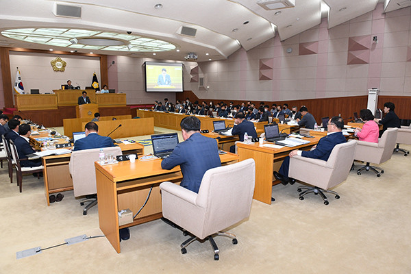양주시의회는 18일 제2차 본회의를 열어 7개의 안건을 처리한 뒤 제317회 임시회를 폐회했다. (사진제공=양주시의회)