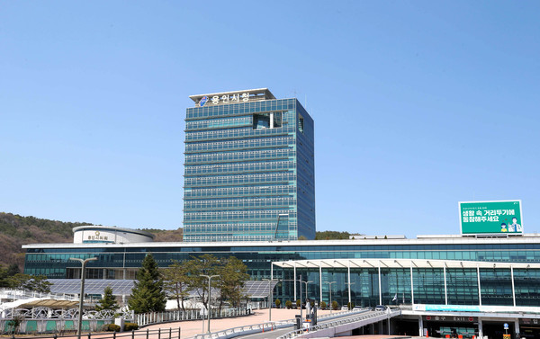 용인시가 2020년도 전국 지방자치단체 평가 인구 50만 이상 대도시 부문에서 종합 순위 2위에 올랐다. 사진은 용인시청 전경.(사진=중앙신문DB)