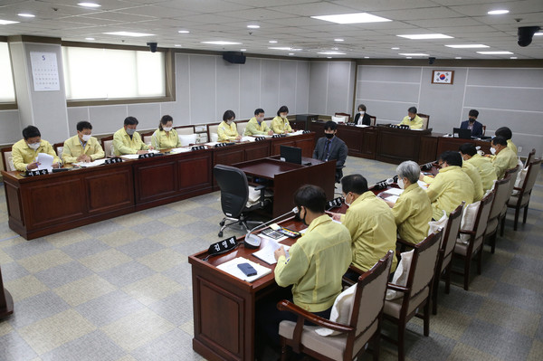 수원시의회는 2020년도 제3회 추경예산안 심사를 위해 25일부터 27일까지 예산결산특별위원회 회의를 개최한다. (사진제공=수원시의회)