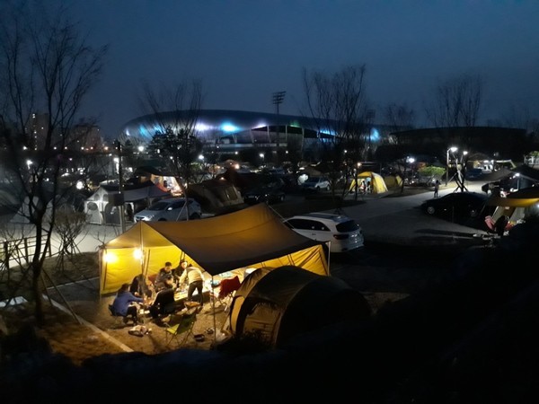 화성도시공사는 지난 2월부터 임시 휴장 중이던 향남오토캠핑장의 운영을 다음달 1일부터 단계적으로 재개한다고 밝혔다.  (사진제공=화성도시공사)