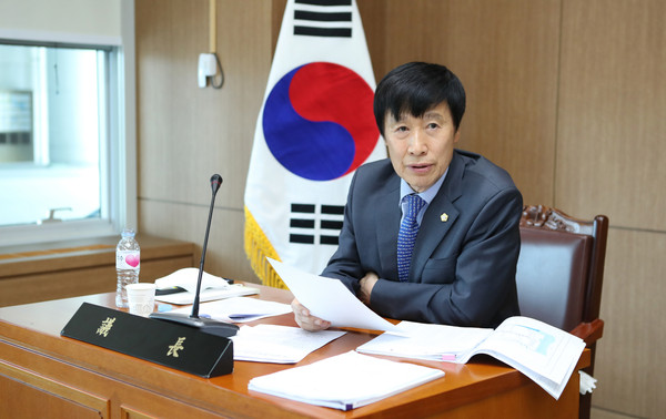 홍헌표 이천시의회 의장 (사진제공=이천시의회)
