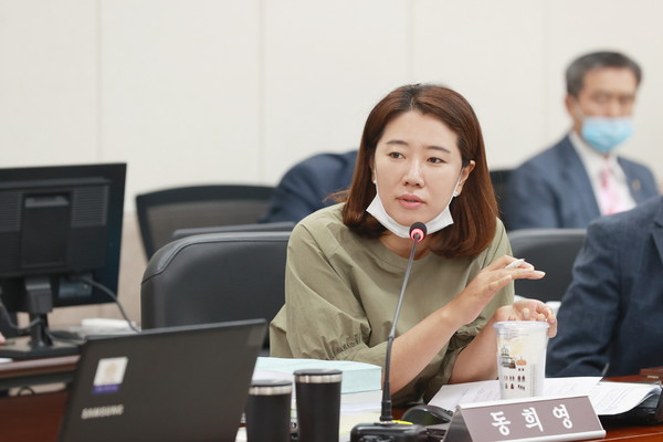 광주시의회 동희영 의원이 발언하고 있다. (사진제공=광주시의회)
