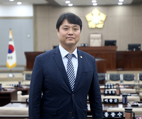 제11대 수원시의회 후반기 의장 후보로 조석환 위원장 선출했다. (사진제공=수원시의회)