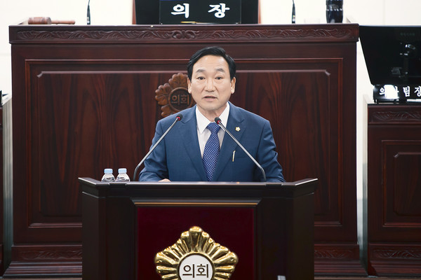 화성시의회는 의장단 선거를 통해 원유민 의원을 후반기 의장으로 선출했다. (사진제공=화성시의회)