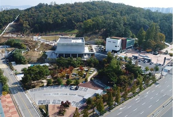 오산시는 오는 7월 5일 미 스미스특수임무부대 전몰장병 추도식과 오산 죽미령 평화공원 개장식을 개최한다. 사진은 오산 죽미령 평화공원 전경. (사진제공=오산시청)