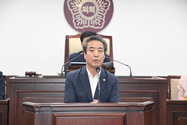 동두천시의회는 제8대 후반기  부의장으로 박인범 의원을  선출했다. (사진제공=동두천의회)