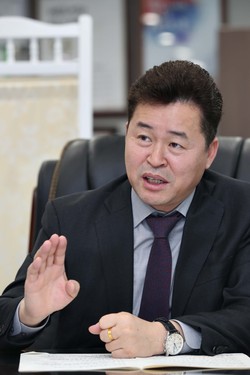취임 3년차에 들어선 허인환 인천 동구청장 (사진제공=동구청)