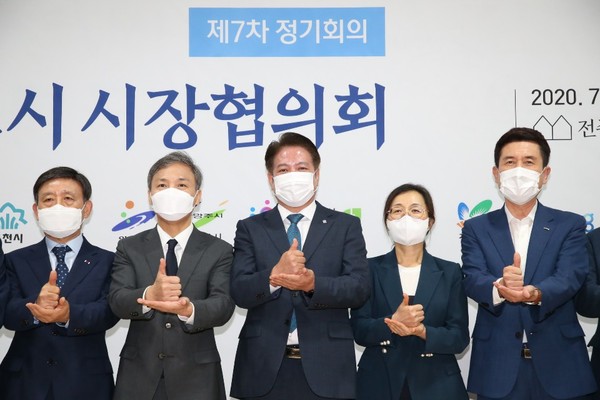 대도시시장협의회장인 최대호 안양시장은 50만 대도시 특례 실현 함께 노력해야한다고 말했다. (사진제공=안양시청)
