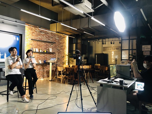 부평구가 청년공간 ‘유유기지 부평’이 코로나 블루와 진로 선택 등 문제로 고민하는 청년들을 위해 온라인 힐링 프로그램 청년 참여자를 모집한다.  (사진제공=부평구청)