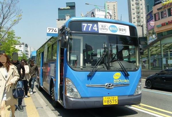 파주에서 서울 불광동까지 운행되는 ‘774번 버스’ 노선이 15일부터 단축될 예정이었으나, 현행대로 유지되게 됐다. (사진=중앙신문DB)
