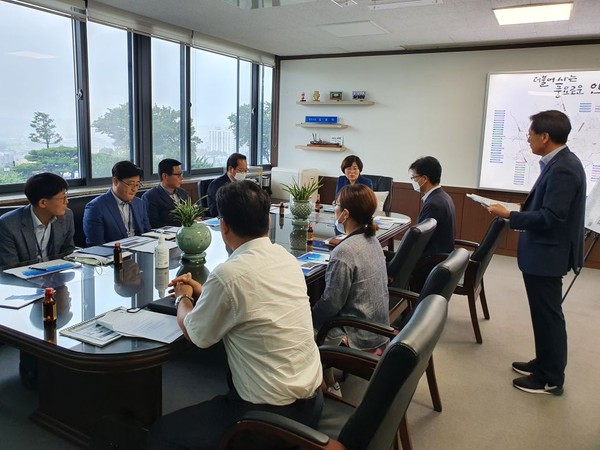 안성시는 지난 22일 ‘안성처리구역 노후하수관로 정비사업 기본 및 실시설계용역 착수보고회’를 개최했다. (사진제공=안성시청)