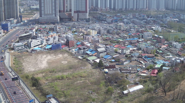 고양시가 폐교돼 장기간 방치돼 온 (구)삼송초교 부지. (사진제공=고양시청)