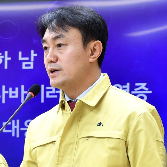 하남시 재난안전대책본부장인 김상호 시장은 지난 16일 오후 하남시의 신종 코로나바이러스 감염증(코로나19) 확진자 급증과 관련 대시민 호소문을 휴대폰 문자로 발송했다. (사진제공=하남시청)