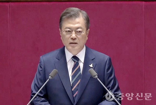 문재인 대통령은 24일 집중호우로 피해가 발생한 경기도 이천시 등 전국 20개 시군구와 36개 읍면동 지역을 3차 특별재난지역으로 선포했다. (사진=중앙신문 자료사진)