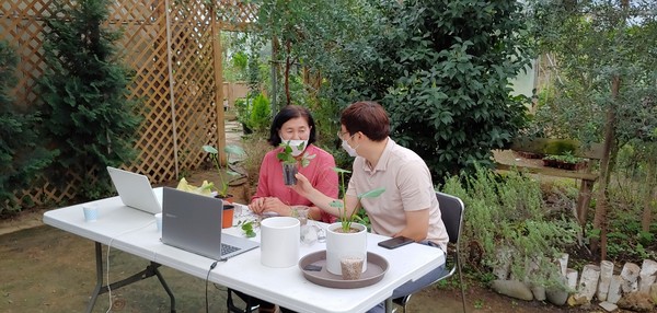 평택시는 학교와 연계한 ‘실과수업으로 배우는 농업이야기’사업을 비대면 교육으로 추진하고 있다. (사진제공=평택시청)