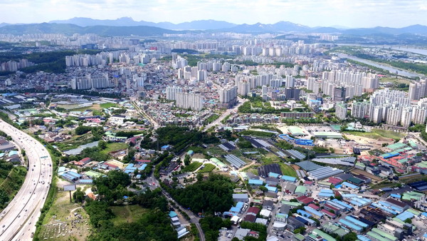 16일 하남시에 따르면  하남시 도시재생 뉴딜사업이 중앙정부가 선정하는 ‘2020년 도시재생 뉴딜사업’에 선정돼 국비 100억원을 확보했다고 밝혔다. (사진제공=하남시청)