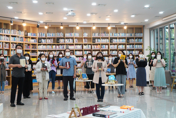 파주중앙도서관 청렴 서약. (사진제공=파주시청)