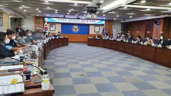 인천경찰이 여성단체와 긴밀히 소통하고 여성안전 치안정책 추진 기반을 마련하기 위해 ‘여성안전 정책자문단’을 구성했다. (사진제공=인천지방경찰청)