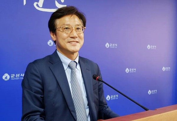 더불어민주당 신영대 대변인은 국민의힘 배현진 의원의 ‘’문재인 정권 ‘귀태’ 발언과 관련, “촛불혁명의 주역인 국민께 사과하라”고 촉구했다. (사진=중앙신문DB)