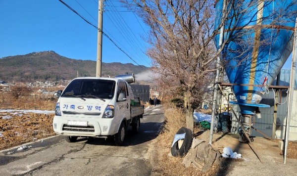 인천시는 전국적으로 확산되고 있는 고병원성 조류인플루엔자(AI)의 확산·차단을 위해 방역을 강화한다고 밝혔다. (사진제공=인천시청)