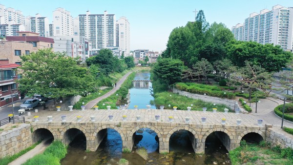 사진은 안양9경 만안교. (사진제공=안양시청)