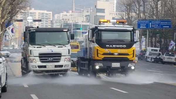 살수차 가동 (사진제공=안양시청)