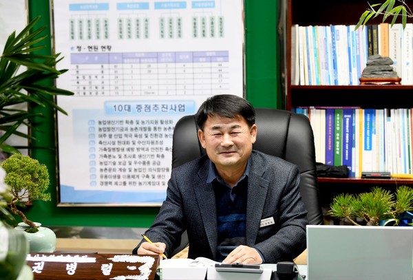 권병렬 여주시농업기술센터 소장 (사진제공=여주시청)