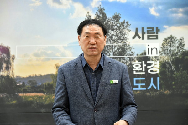 22일 우한우 환경정책과장이 온라인 시정브리핑을 하고 있다(2)