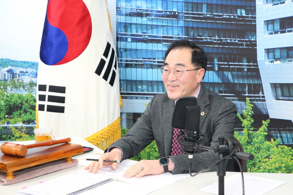 경기도시·군의회의장협의회는 지난 12일 영상회의로 제154차 정례회를 개최했다. (사진제공=경기도시·군의회의장협의회)